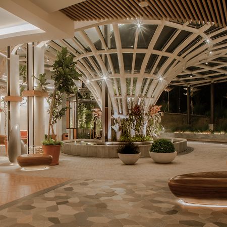 The Botanica Sanctuary Hotell Puncak Exteriör bild The lobby of the hotel