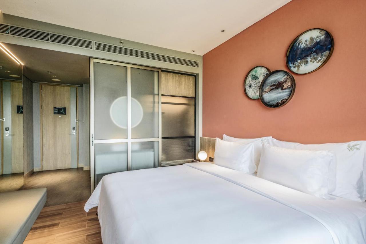 The Botanica Sanctuary Hotell Puncak Exteriör bild Deluxe Room
