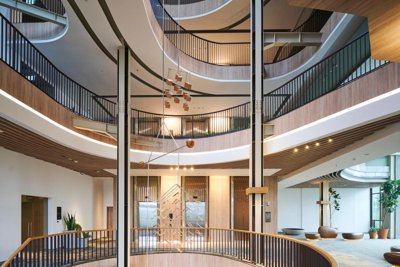 The Botanica Sanctuary Hotell Puncak Exteriör bild Interior of the hotel