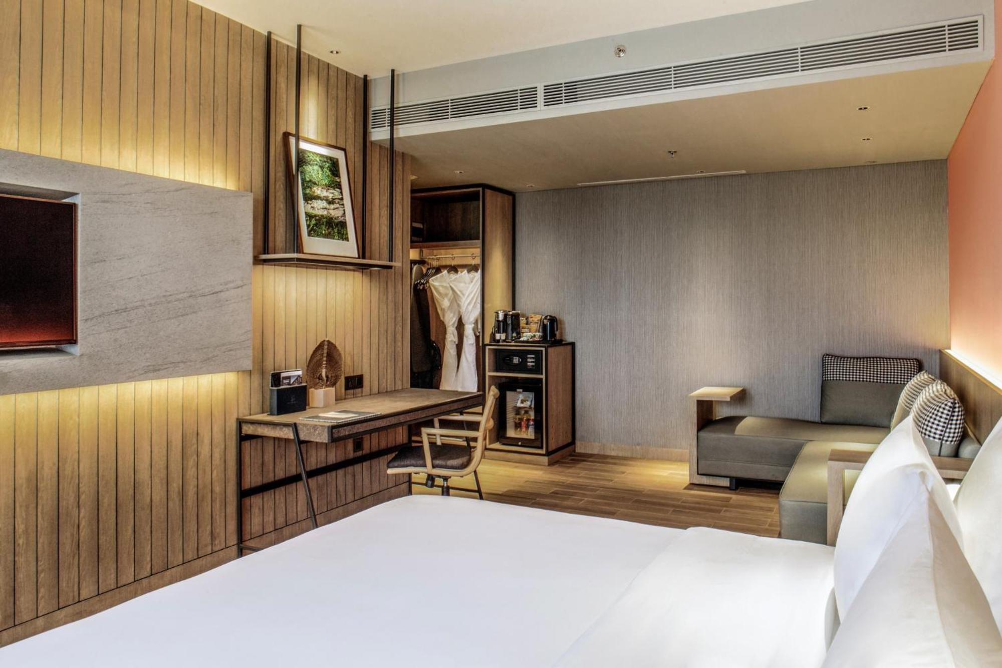The Botanica Sanctuary Hotell Puncak Rum bild Deluxe Room