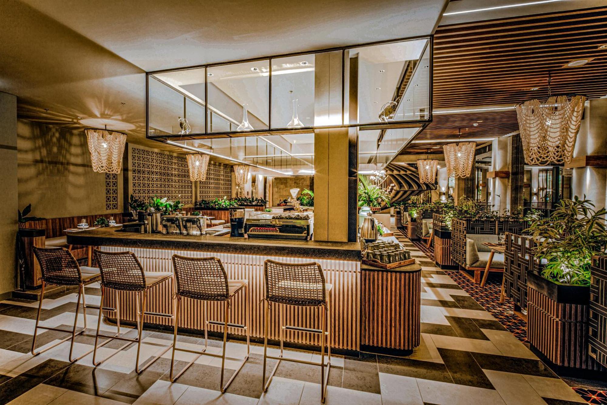 The Botanica Sanctuary Hotell Puncak Exteriör bild The interior of the restaurant